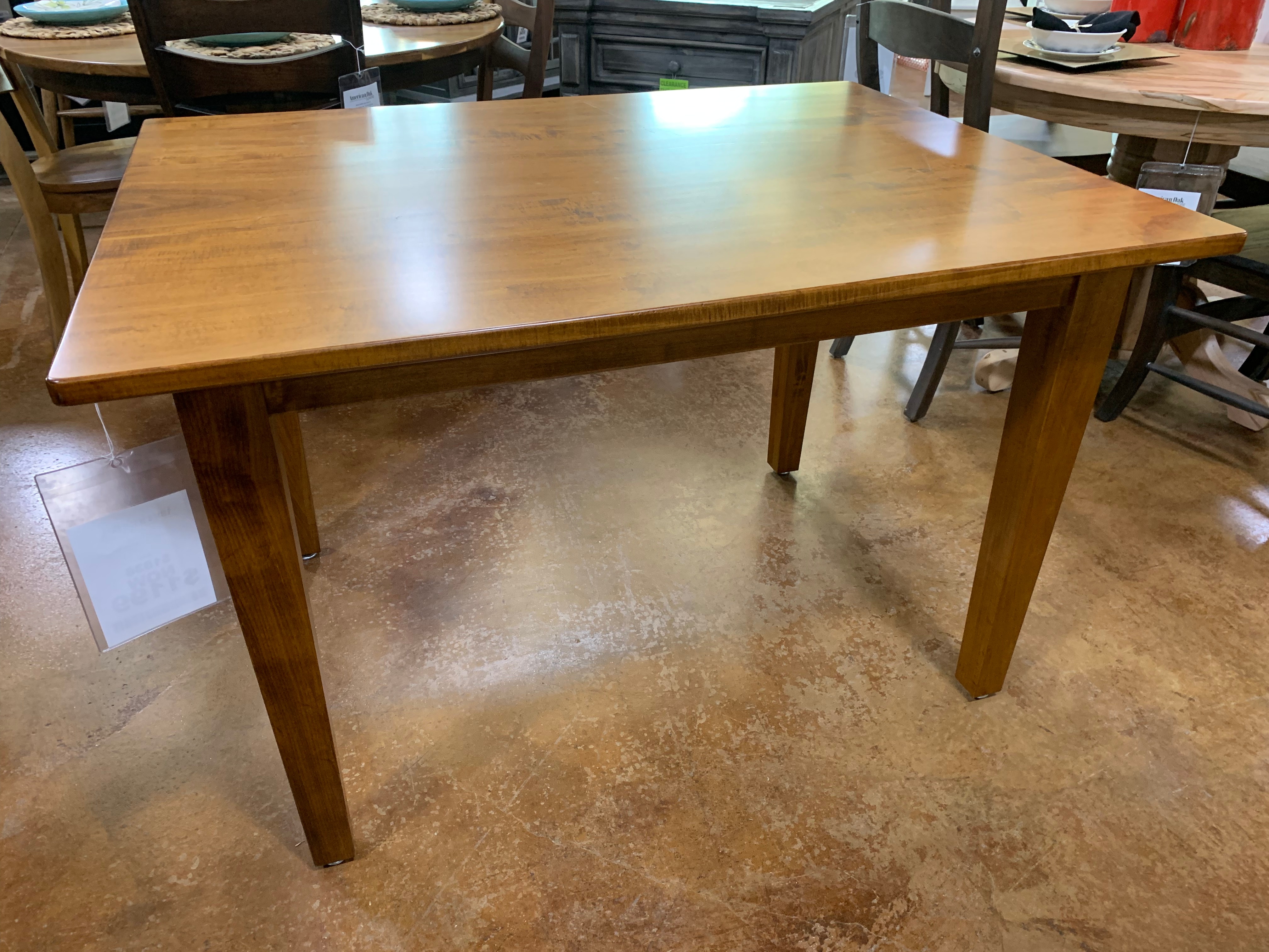 AMISH 36 X 48 - Table